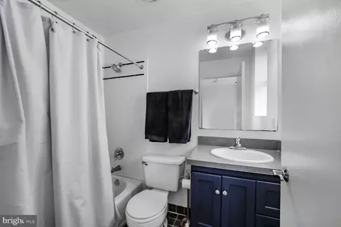 Bath - 1933 S Street St NW #E, Washington, DC 20009 photo 1 of 2