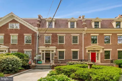 Exterior - 2922 Upton St NW, Washington, DC 20008 photo 11 of 11