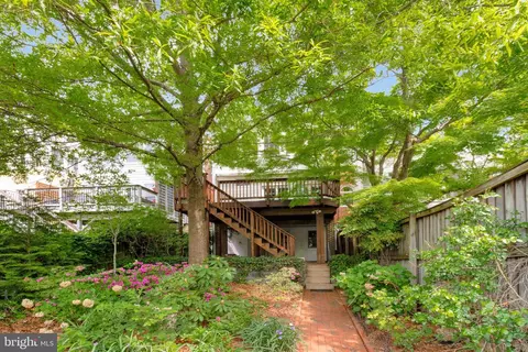 Exterior - 2922 Upton St NW, Washington, DC 20008 photo 7 of 11