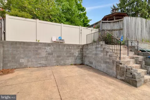 Exterior - 2922 Upton St NW, Washington, DC 20008 photo 10 of 11