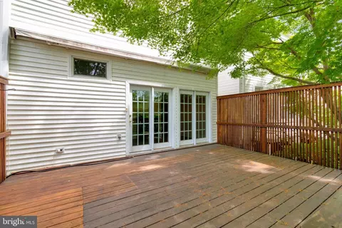 Exterior - 2922 Upton St NW, Washington, DC 20008 photo 4 of 11