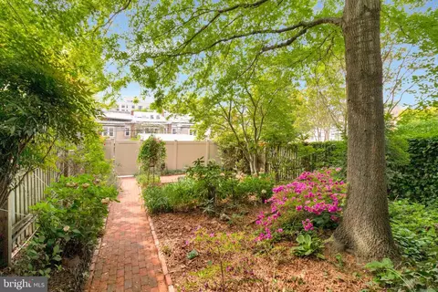Exterior - 2922 Upton St NW, Washington, DC 20008 photo 8 of 11