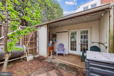 536 11th St SE, Washington, DC 20003 photo 28