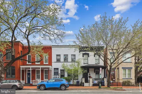 536 11th St SE, Washington, DC 20003 photo 1