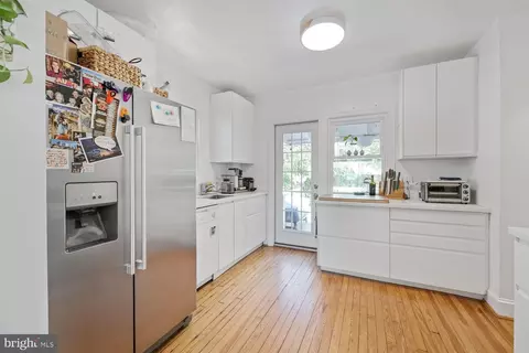 Kitchen - 4753 Macarthur Blvd NW, Washington, DC 20007 photo 2 of 2