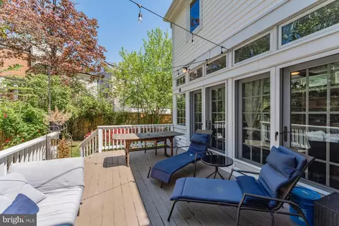 Exterior - 4753 Macarthur Blvd NW, Washington, DC 20007 photo 4 of 5