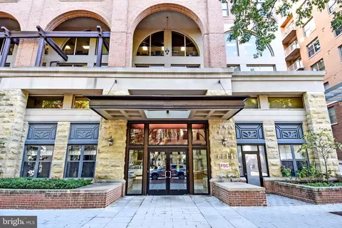 1111 25th St NW #619, Washington, DC 20037