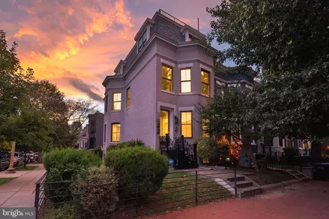 900 11th St NE #1, Washington, DC 20002