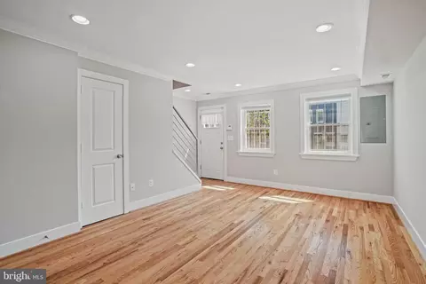 Living - 1244 16th St NE, Washington, DC 20002 photo 2 of 2