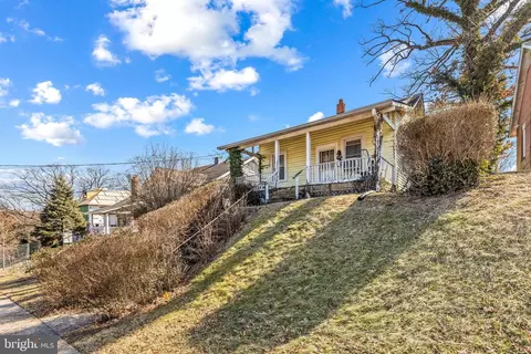 1323 Irving St NE, Washington, DC 20017