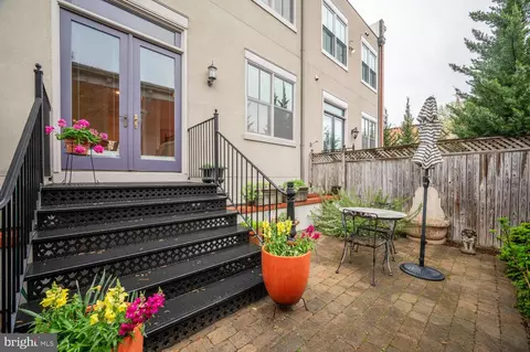 Other - 417 G St SE, Washington, DC 20003 photo 11 of 17