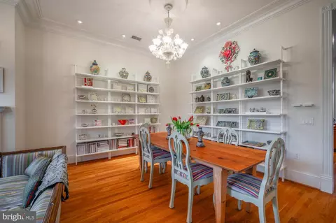 Dining - 417 G St SE, Washington, DC 20003 photo 1 of 1