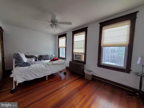 Bedroom - 1318 F St NE, Washington, DC 20002 photo 1 of 3