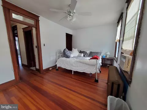 Bedroom - 1318 F St NE, Washington, DC 20002 photo 2 of 3