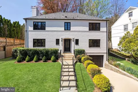 3222 Broad Branch Ter NW, Washington, DC 20008