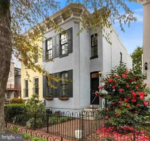 1504 Caroline St NW, Washington, DC 20009