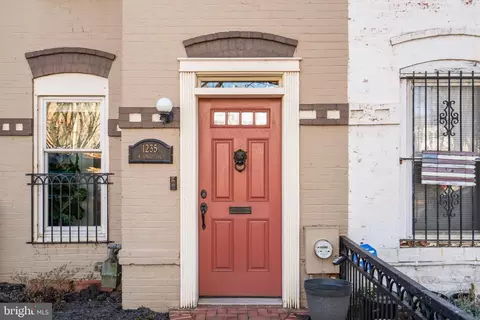 1235 K St SE, Washington, DC 20003 photo 15