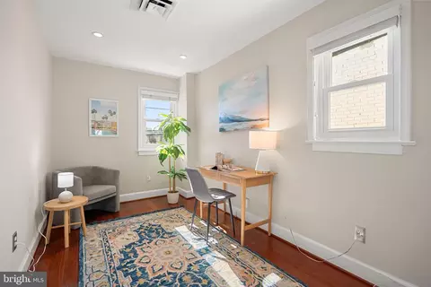 1235 K St SE, Washington, DC 20003 photo 11