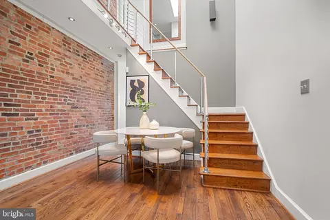 1235 K St SE, Washington, DC 20003 photo 3