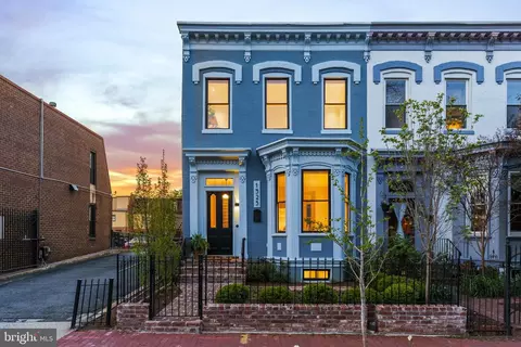 1325 Riggs St NW, Washington, DC 20009