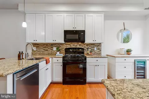 Kitchen - 415 I St SE, Washington, DC 20003 photo 1 of 4