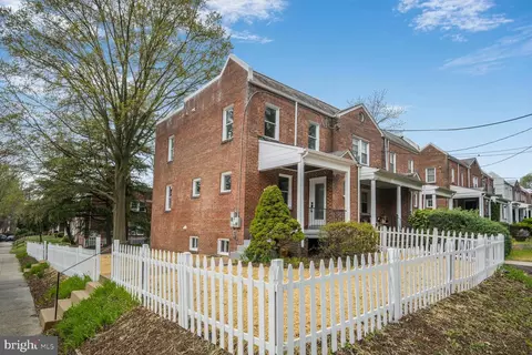 821 Taylor St NE, Washington, DC 20017