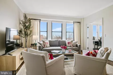 4000 NW Cathedral Ave NW #749B, Washington, DC 20016