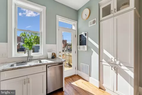 718 12th St NE, Washington, DC 20002 photo 14