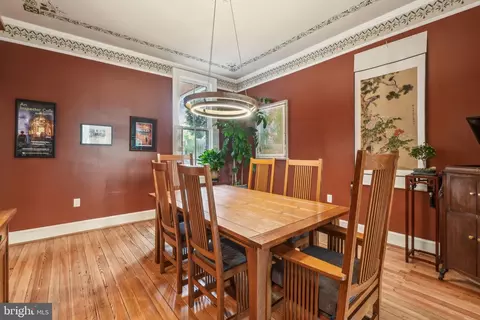 Dining - 426 11th St SE, Washington, DC 20003 photo 1 of 3