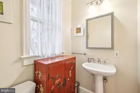 Other - 426 11th St SE, Washington, DC 20003 photo 9 of 21