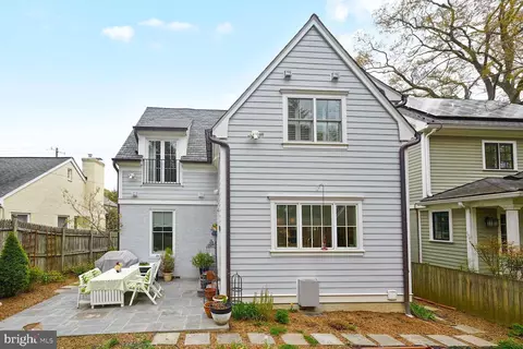 5504 Sherier Pl NW, Washington, DC 20016
