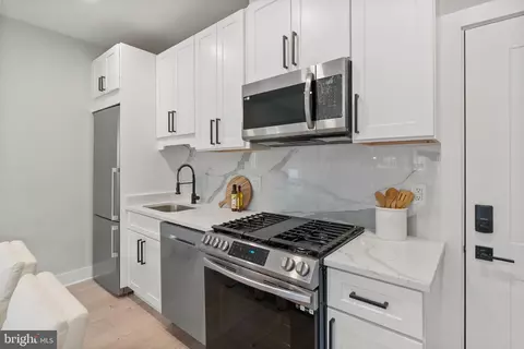 2019 M St NE #4, Washington, DC 20002 photo 8