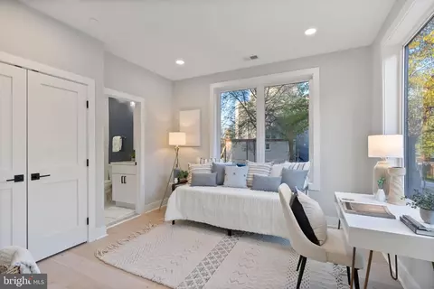 2019 M St NE #4, Washington, DC 20002 photo 21