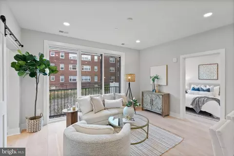 2019 M St NE #4, Washington, DC 20002 photo 3
