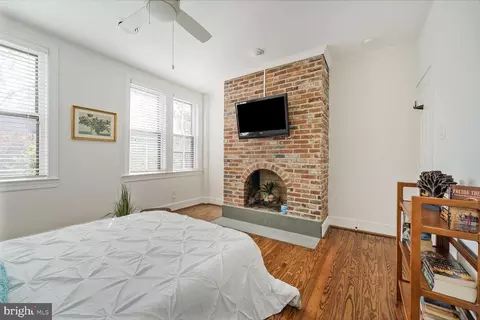 252 10th St NE, Washington, DC 20002 photo 17