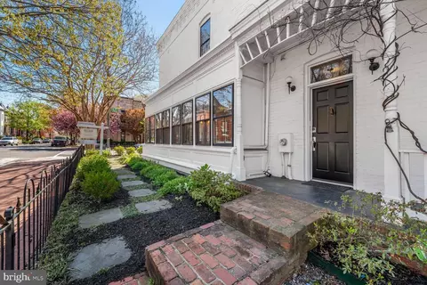 252 10th St NE, Washington, DC 20002 photo 4