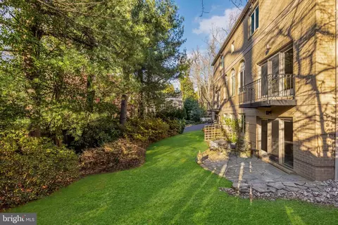 Exterior - 4813 Kemble Place Nw NW, Washington, DC 20007 photo 6 of 6