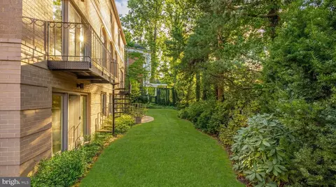 Exterior - 4813 Kemble Place Nw NW, Washington, DC 20007 photo 5 of 6
