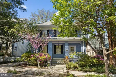 3735 Kanawha St NW, Washington, DC 20015