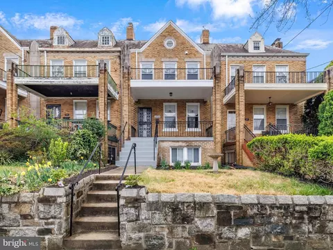 1332 NW Sheridan St NW, Washington, DC 20011