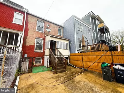 Exterior - 711 Florida Ave NE, Washington, DC 20002 photo 3 of 3
