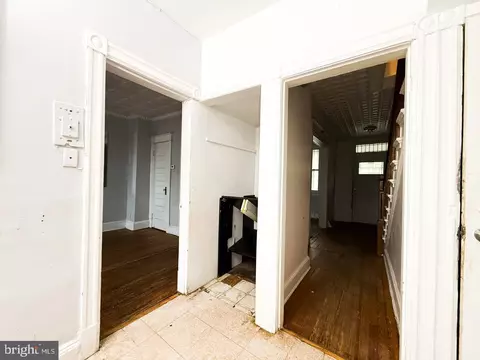Entry Way - 711 Florida Ave NE, Washington, DC 20002 photo 3 of 7