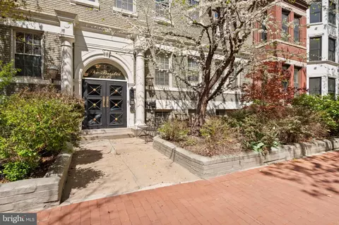 1833 S Street St NW #20, Washington, DC 20009