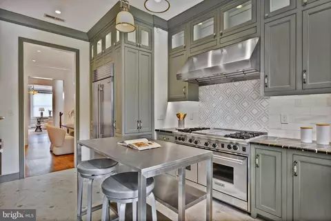 3311 P St NW, Washington, DC 20007 photo 11
