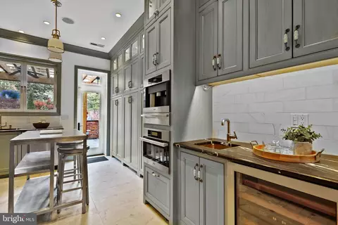 3311 P St NW, Washington, DC 20007 photo 9