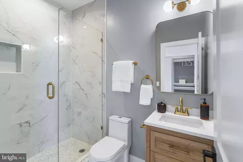 1413 Staples St NE #4, Washington, DC 20002 photo 12