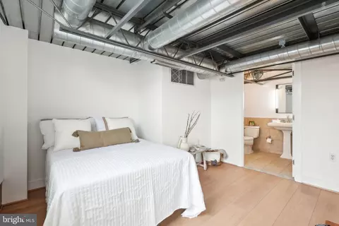 2301 Champlain St NW #412, Washington, DC 20009 photo 12
