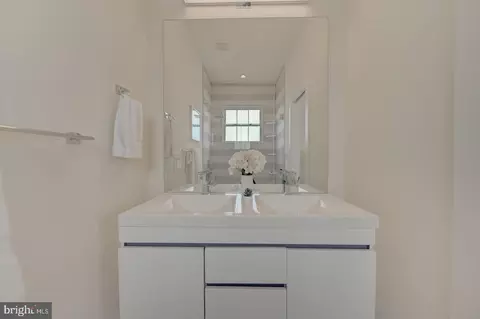 1209 Oates St NE #2, Washington, DC 20002 photo 34