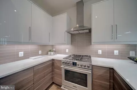 1209 Oates St NE #2, Washington, DC 20002 photo 8