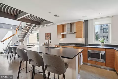2351 Champlain St NW #P3, Washington, DC 20009 photo 8
